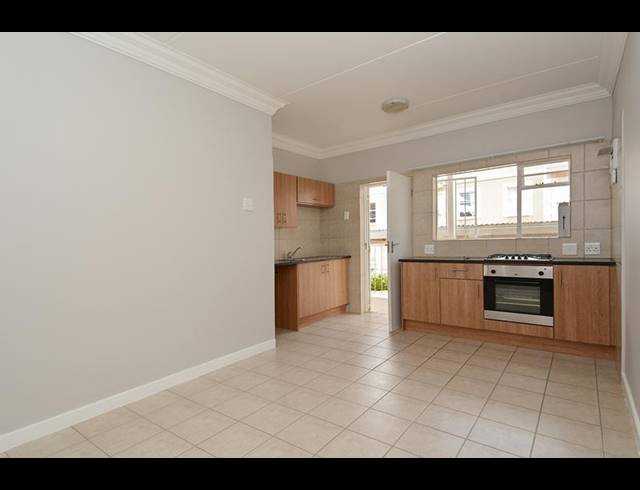 2 BEDROOM APARTMENT FOR SALE IN BUCCLEUCH